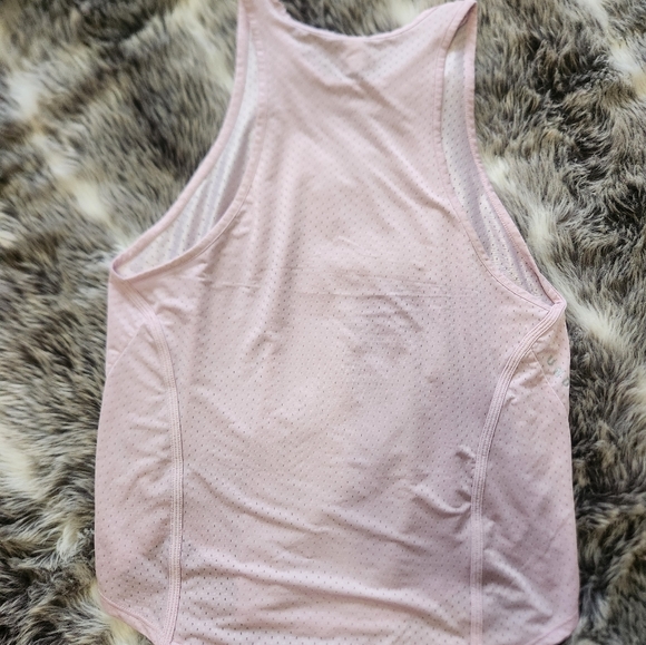 Under armour pink cami - Picture 2 of 3